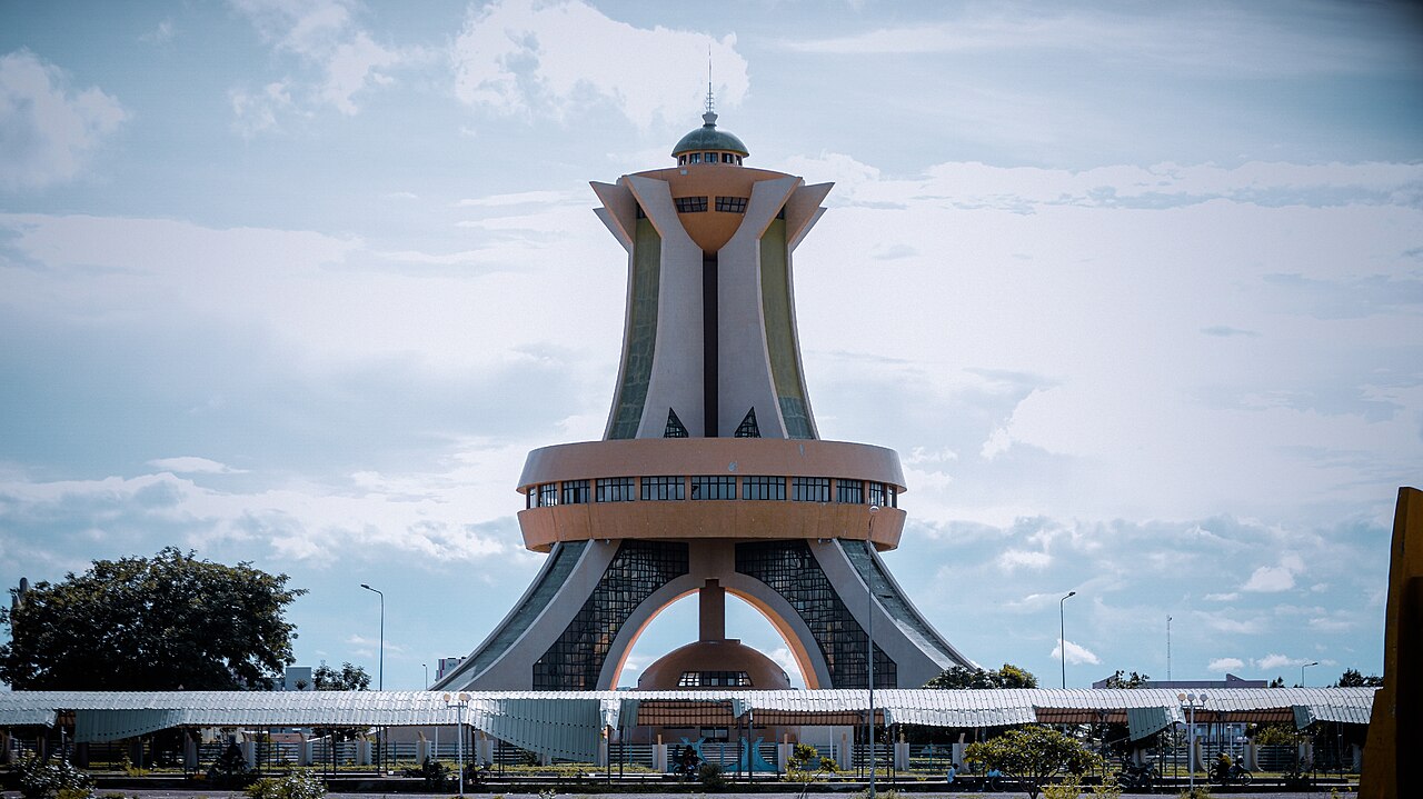 Monument aux Héros nationaux à Ouagadougou
